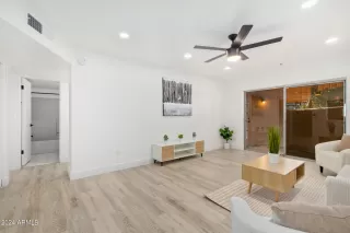 Photo #5: 6666729 Listing 