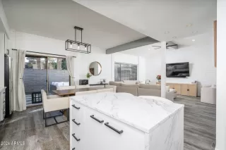 Photo #2: 6666792 Listing