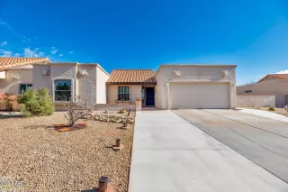 Photo #5: 6666828 Listing