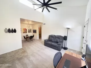 Photo #3: 6666954 Listing