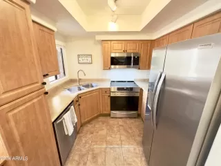 Photo #6: 6666954 Listing
