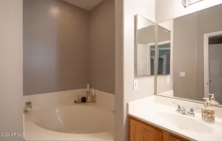 Photo #3: 6666984 Listing