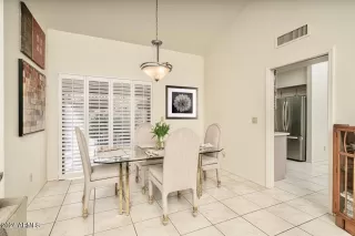 Photo #5: 6667015 Listing