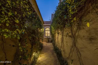 Photo #6: 6667032 Listing