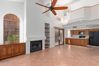 Photo #6: 6667123 Listing