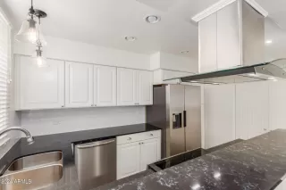 Photo #1: 6667473 Listing