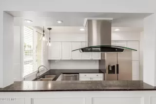 Photo #2: 6667473 Listing