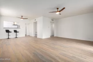 Photo #6: 6667473 Listing