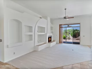 Photo #4: 6667497 Listing