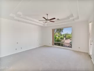 Photo #6: 6667497 Listing