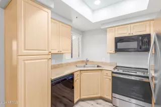 Photo #4: 6667552 Listing