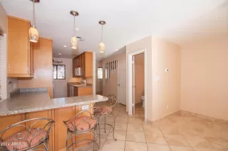 Photo #5: 6667586 Listing