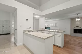 Photo #5: 6667694 Listing