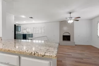 Photo #6: 6667694 Listing