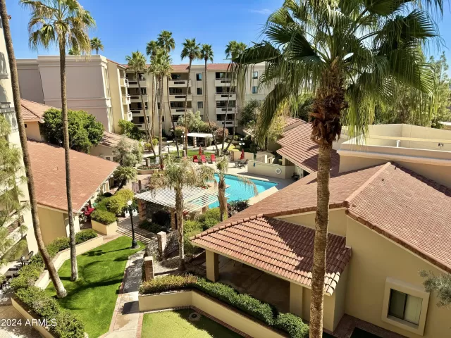 MLS: 6667709 Condo For Sale