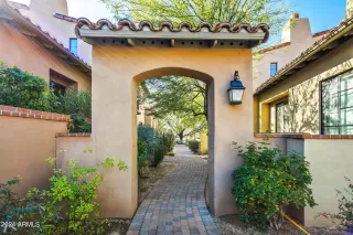 Photo #1: 6667771 Listing