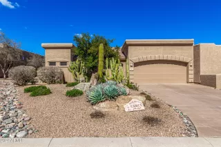 Photo #1: 6667880 Listing