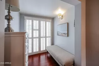Photo #6: 6667907 Listing 