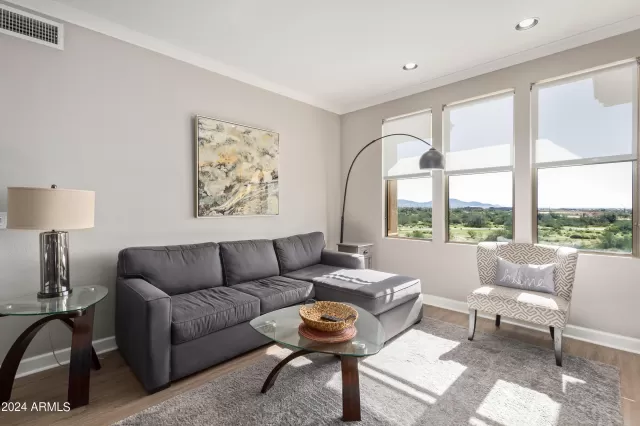 MLS: 6667938 Condo For Sale