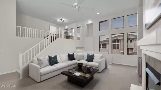 Photo #3: 6668090 Listing