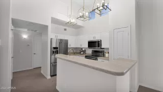 Photo #6: 6668090 Listing