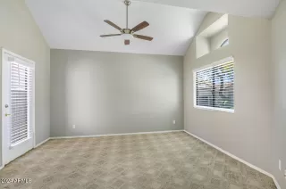 Photo #6: 6668121 Listing 