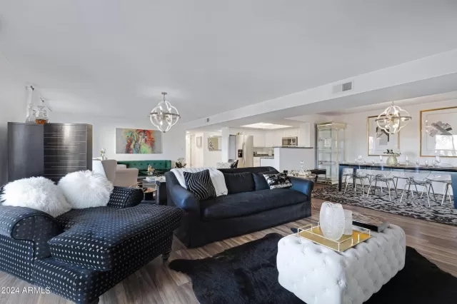 MLS: 6668369 Condo For Sale