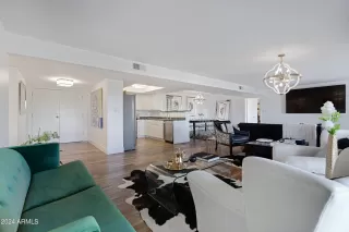 Photo #4: 6668369 Listing 