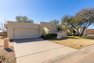 Photo #2: 6668436 Listing 