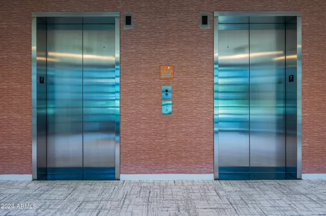 MLS: 6668534 Condo For Sale