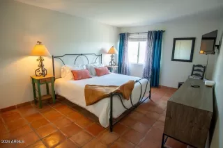 Photo #4: 6668660 Listing