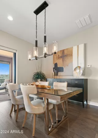 Photo #5: 6668700 Listing 