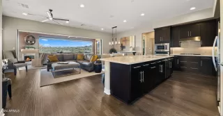 Photo #6: 6668700 Listing 