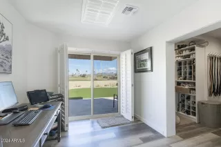 Photo #6: 6668919 Listing