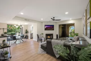 Photo #2: 6668968 Listing