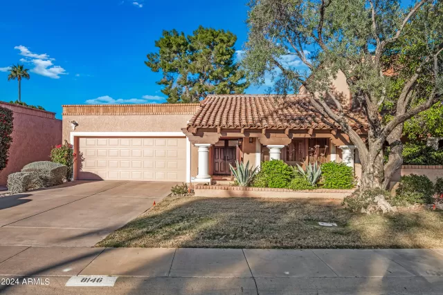 MLS: 6668982 Condo For Sale
