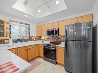 Photo #2: 6669022 Listing