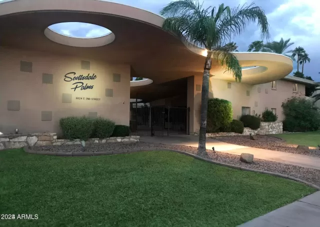 MLS: 6669297 Condo For Sale