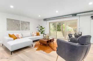 Photo #4: 6669297 Listing 