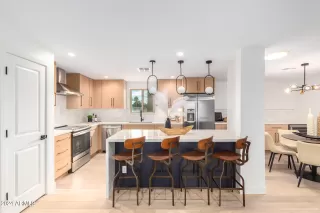 Photo #6: 6669297 Listing 