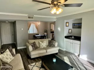 Photo #3: 6669339 Listing 