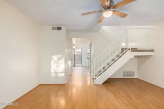 Photo #4: 6669437 Listing