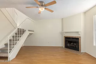 Photo #6: 6669437 Listing