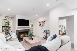 Photo #1: 6669460 Listing 
