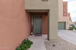 Photo #2: 6669532 Listing