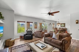 Photo #6: 6669543 Listing 