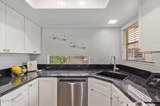 Photo #1: 6669629 Listing