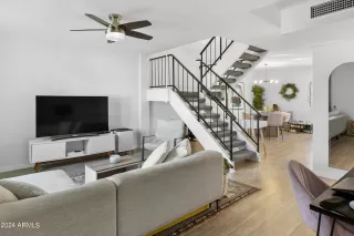 Photo #1: 6669778 Listing 