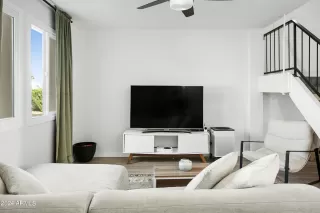 Photo #2: 6669778 Listing 