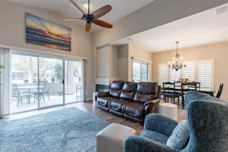 Photo #5: 6669866 Listing